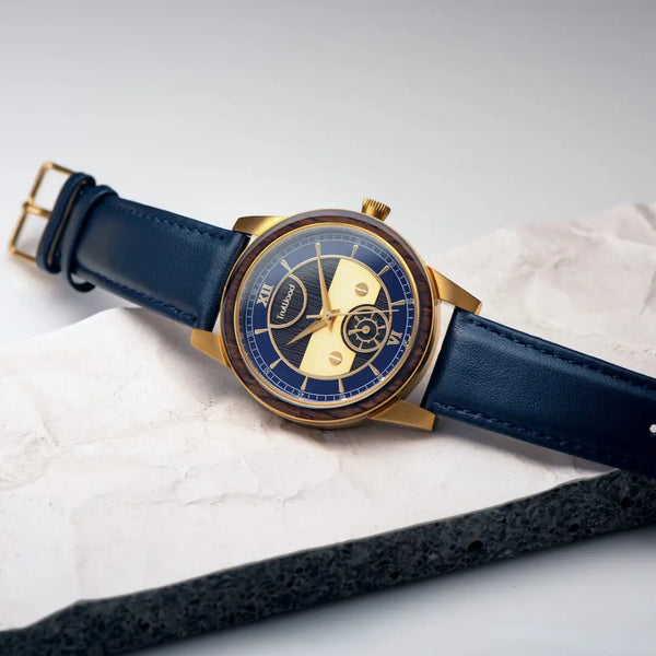 Columbus | leather strap - 100% Natural Black Sandalwood