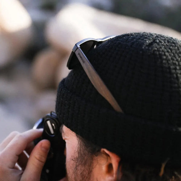 Ebony wood classic style sunglasses with black polarized
