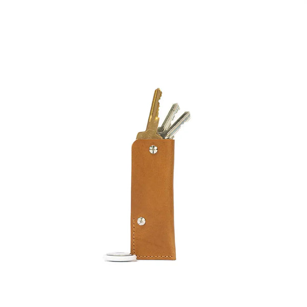 Leather airtag key holder - the minimalist
